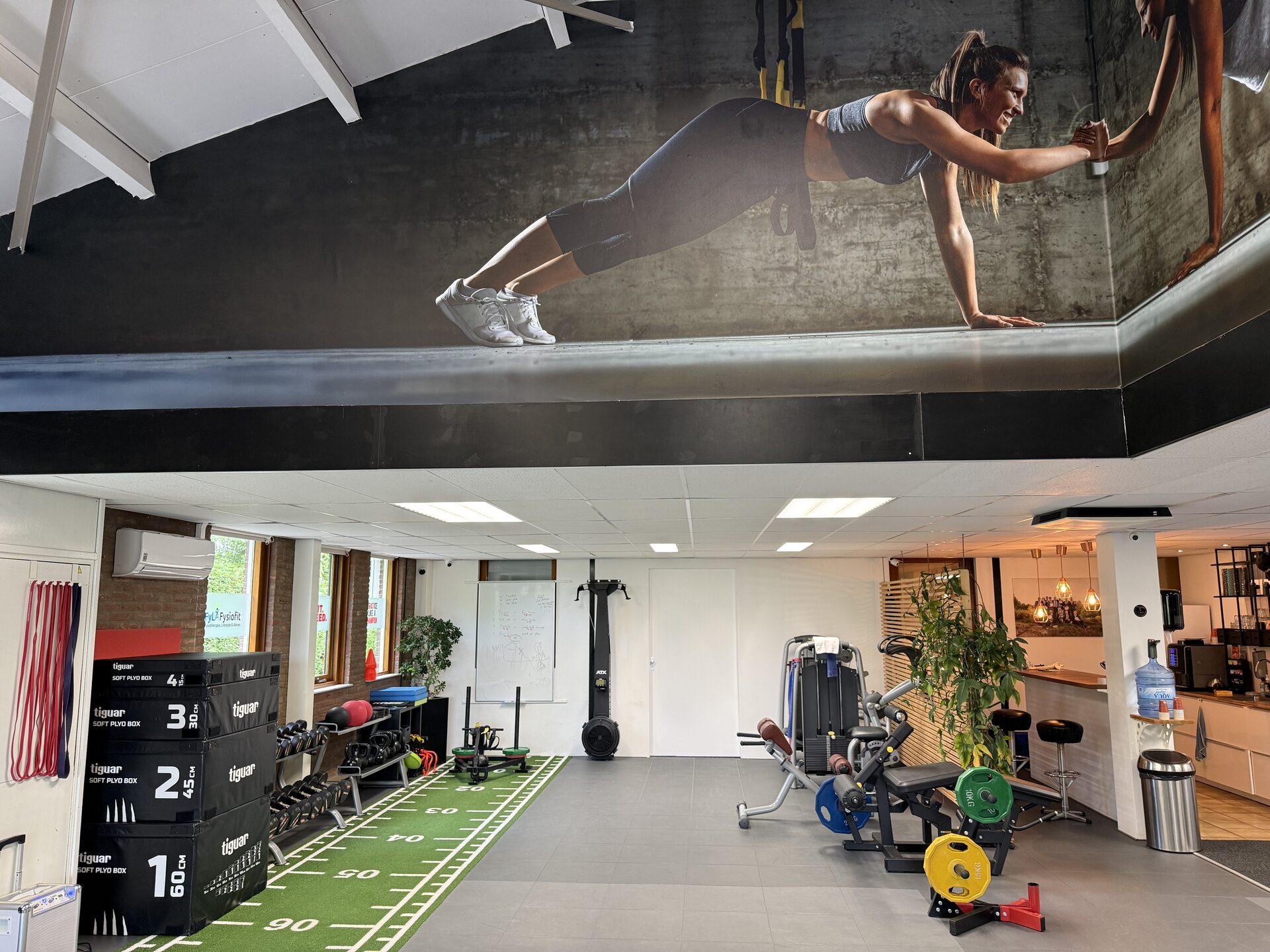 Fitness Ruimte, 250 m² high-end gym voor sport, fysio en personal training